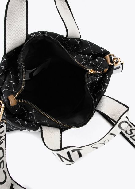 Bolso negro con micro logo a contraste, asas y correa en color crudo con logo, de Lola Casademunt