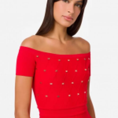 Vestido rojo de punto con detalles metálicos de logotipo en dorado de Elisabetta Frnachi