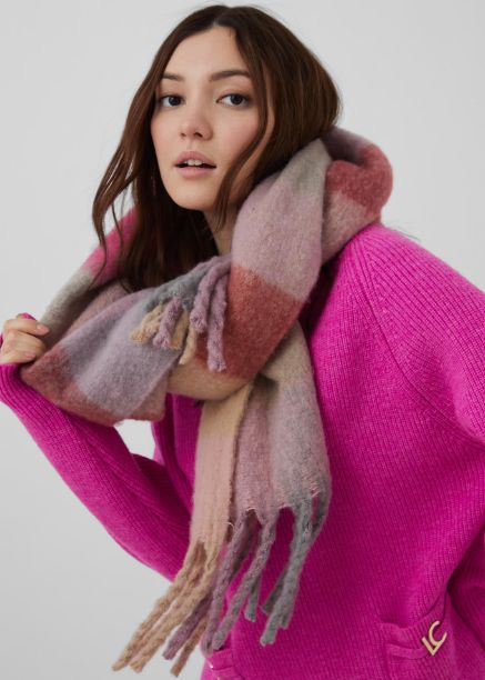 Bufanda maxi de lana multicolor, de Lola Casademunt