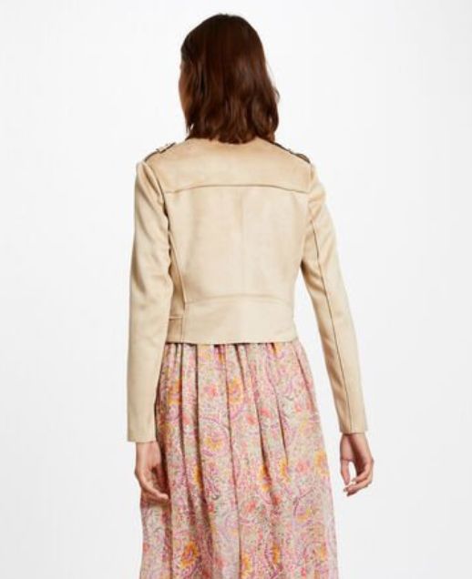Cazadora perfecto en color beige, en ante sintético, de Morgan de Toi
