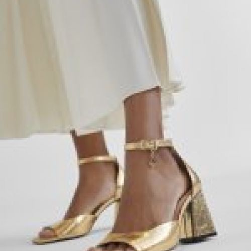 sandalia escotada oro tacon ancho lola4