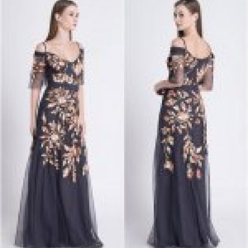 VESTIDO LARGO NEGRO DE TUL BORDADO ESTILO MANTÓN DE CRAZY LONDON