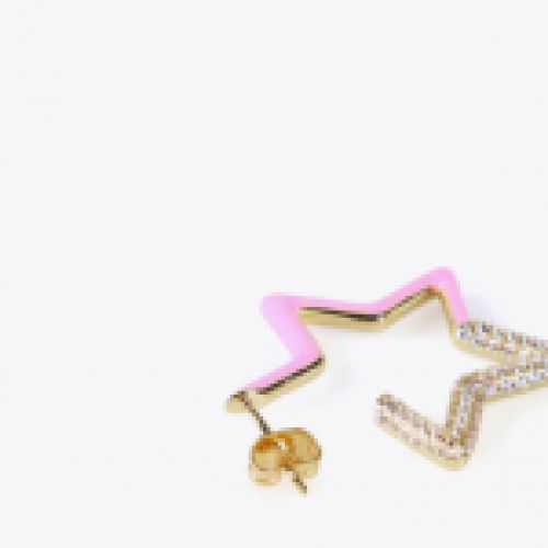 Pendientes con forma de estrella lacada en rosa con cristalles de Lola Casademunt
