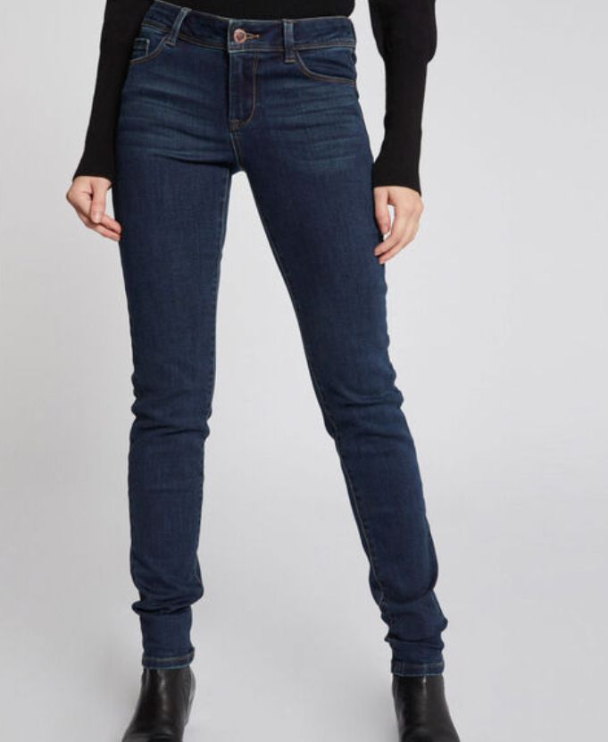 Vaquero básico 5 bolsillos slim fit de talle medio alto