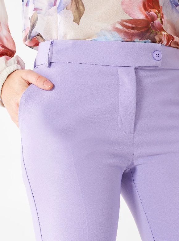 PANTALÓN DE CREPE ELÁSTICO MALVA DE RINASCIMENTO