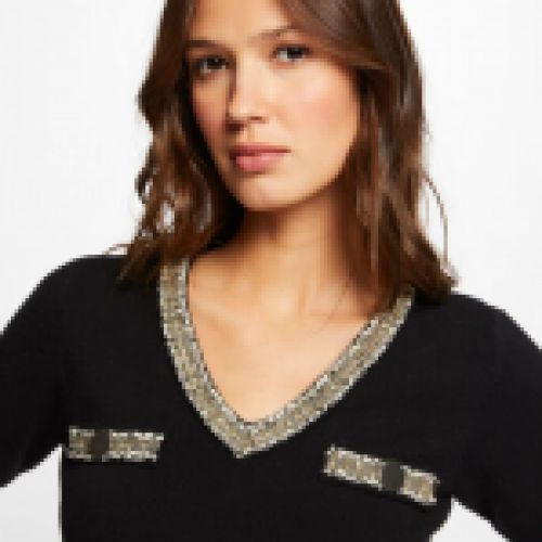 VESTIDO DE PUNTO ESTILO CHANEL EN COLOR NEGRO CON DETALLES DORADOS DE MORGAN DE TOI